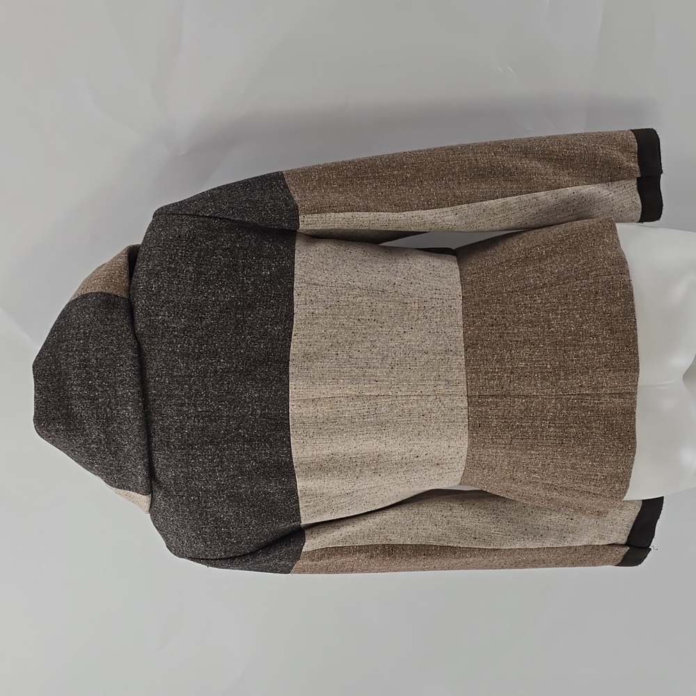 Worth Stylish Women's Colorblock Jacket - Picture 5 of 9
